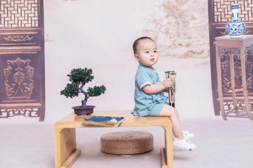 温县宝宝几个月会认人